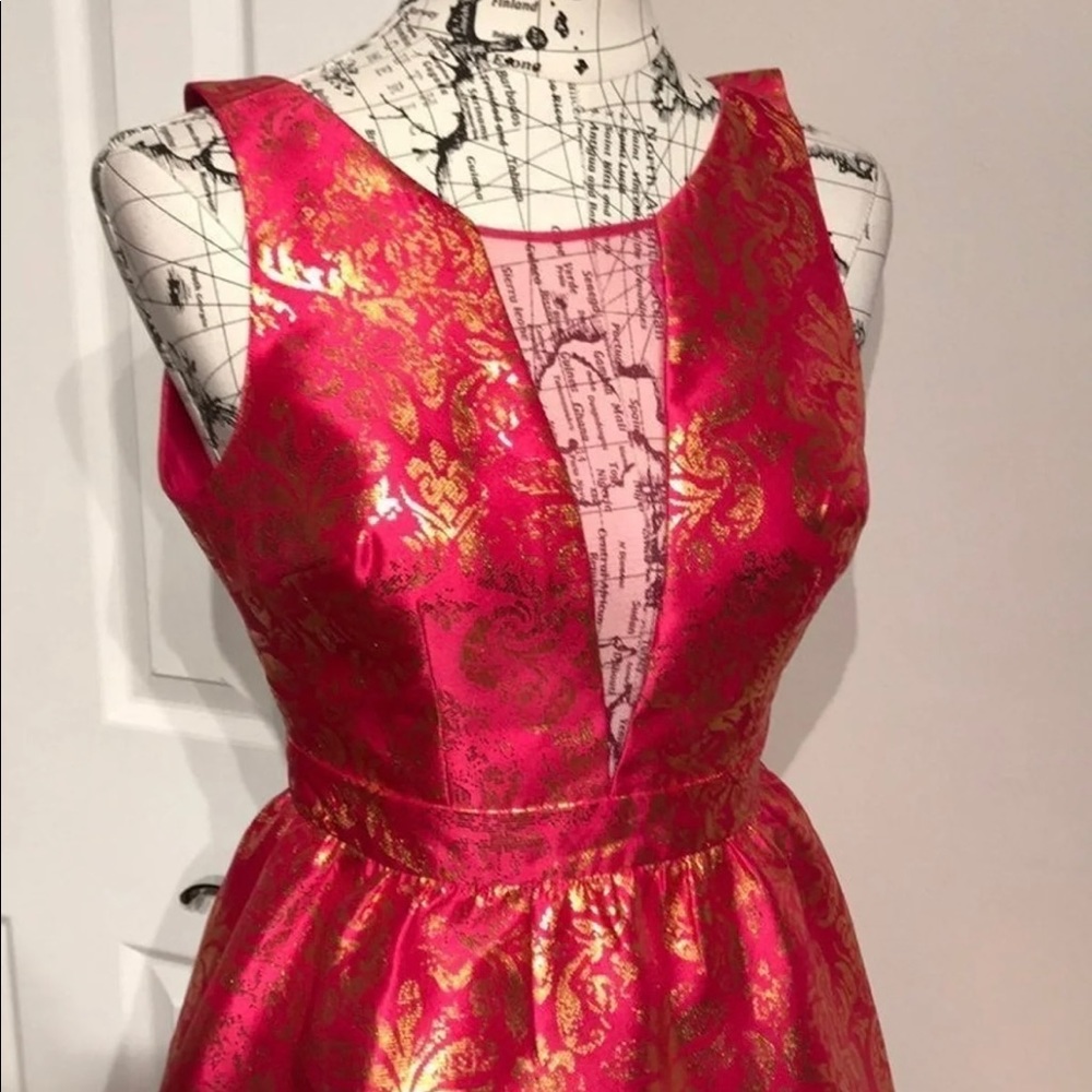 NWOT Hailey Logan Coquette Colorful Cutout Metallic backless Floral Pleated Prom